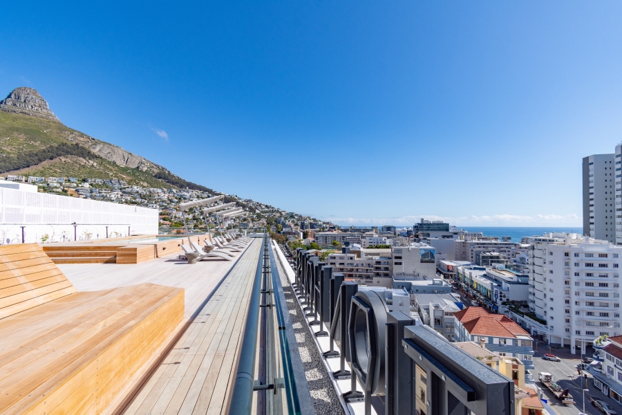 1 Bedroom Property for Sale in Sea Point Western Cape